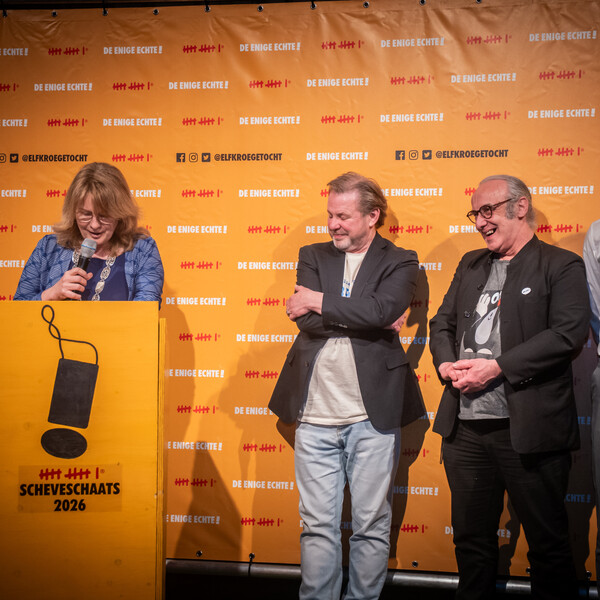 Wie het kleine niet eert...