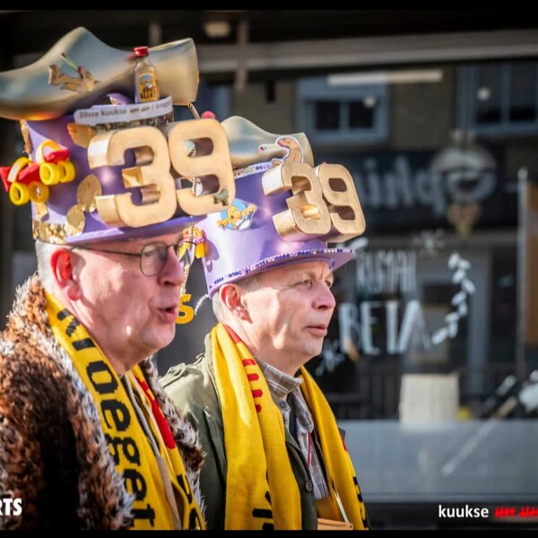 Hoedje op, hoedje af